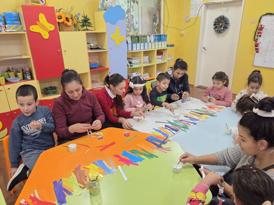 Работилница за гирлянди
