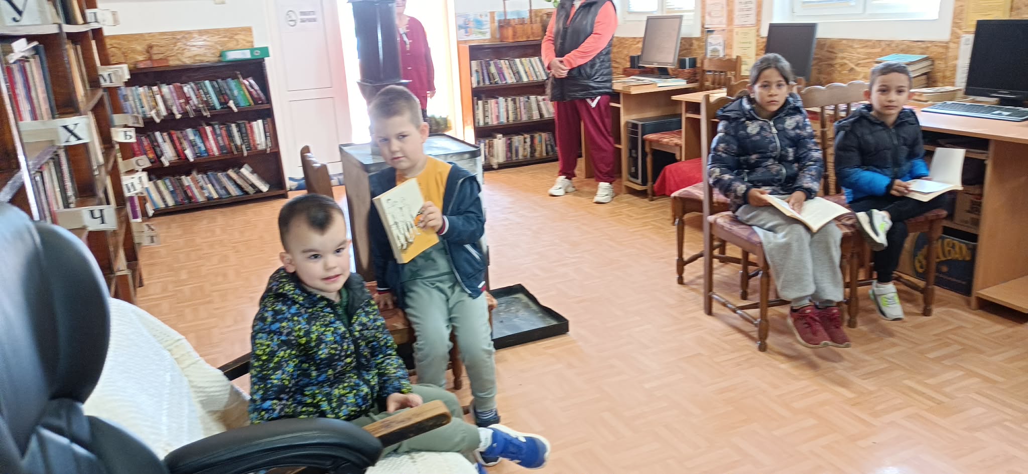 Днес с децата от Детска група “ Калинка“ отбелязахме Световния ден на книгата